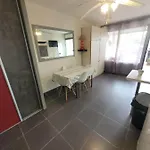Location Studio + Loggia Le Cap D'agde 6 Personnes Apartmán